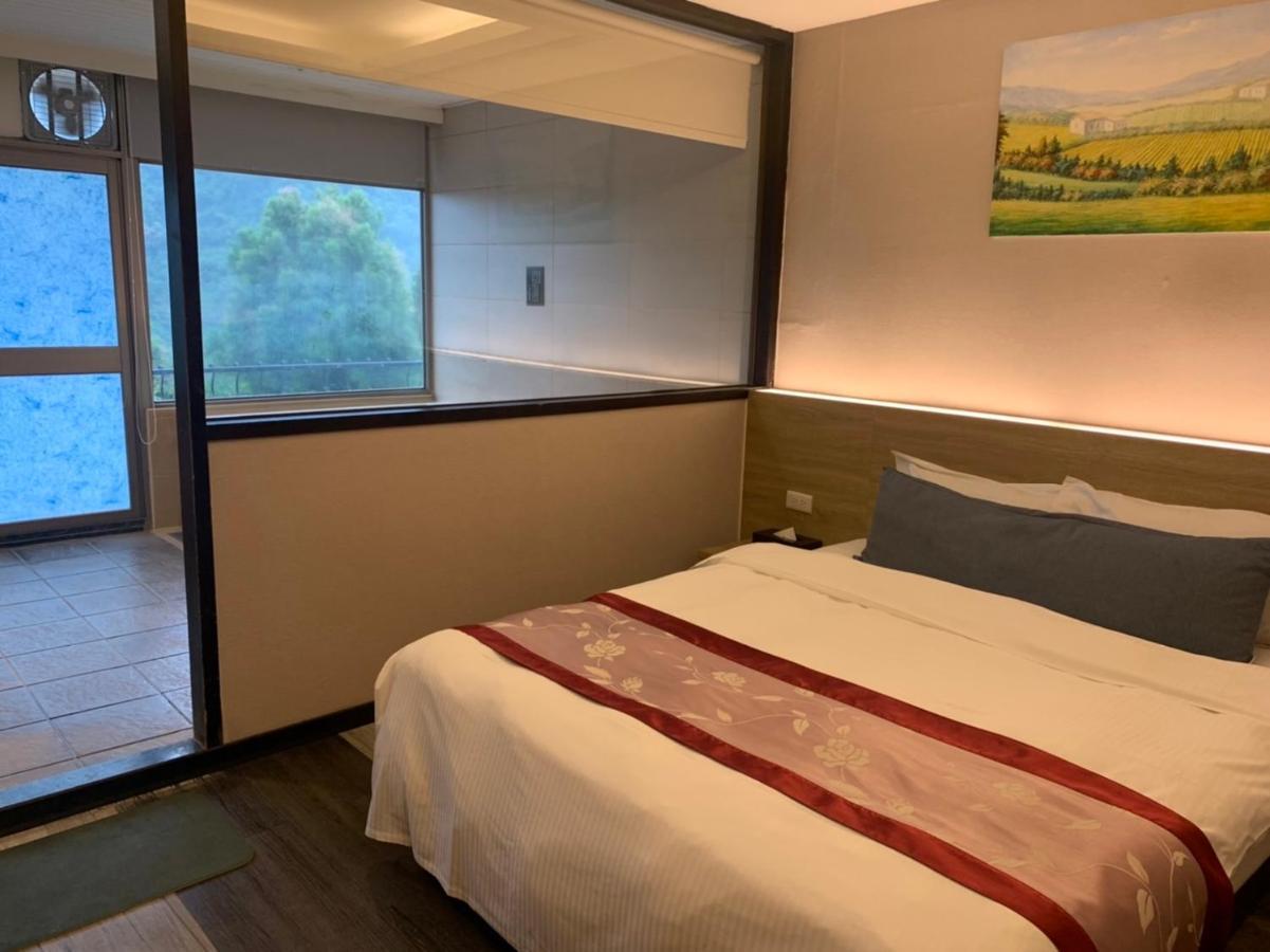 Beauty Garden Hotel Wulai Buitenkant foto