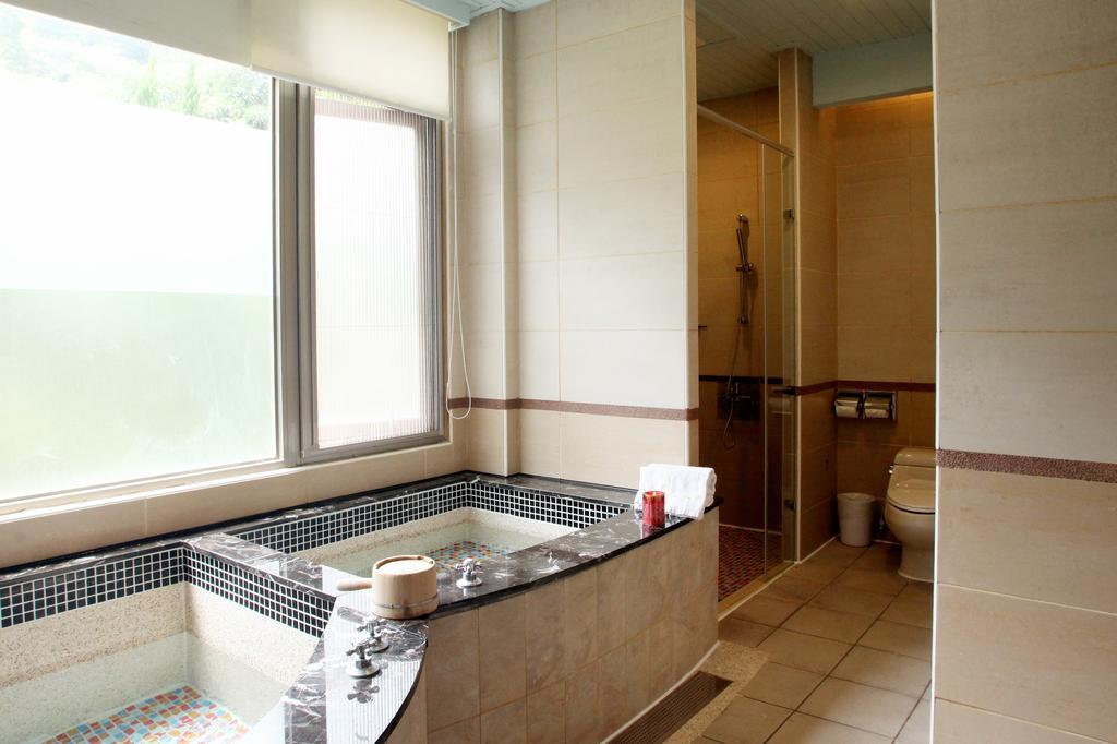 Beauty Garden Hotel Wulai Buitenkant foto